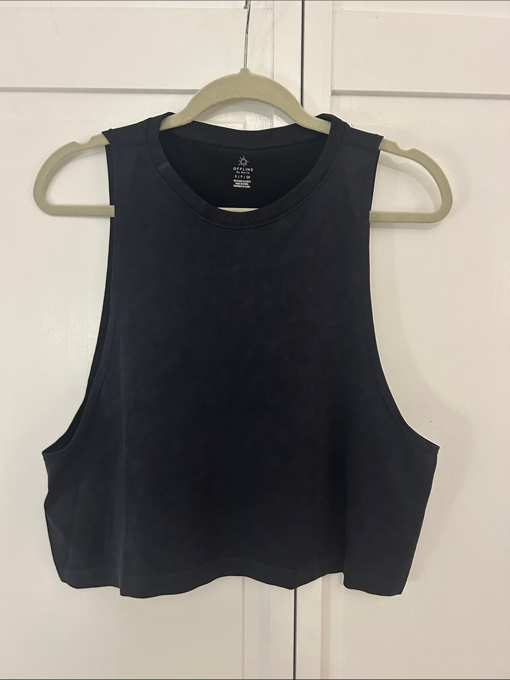 aerie Black Muscle Tank Crop